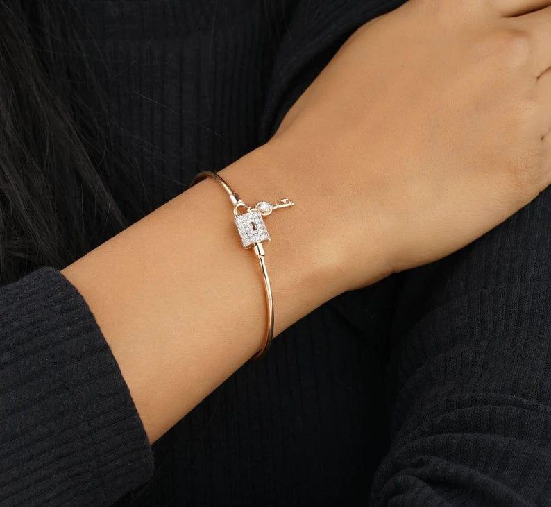 14K Solid Gold Lock and Key Charm Bangle Bracelet 7 Yellow Gold