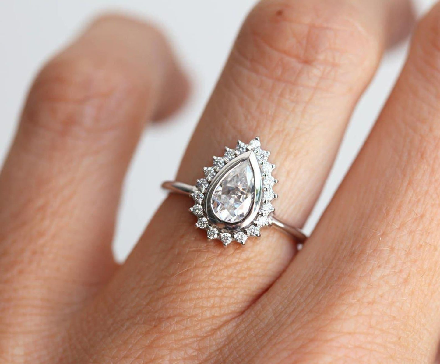 Romantic 2 CT Pear Cut Diamond Ring Set in Lab Stone