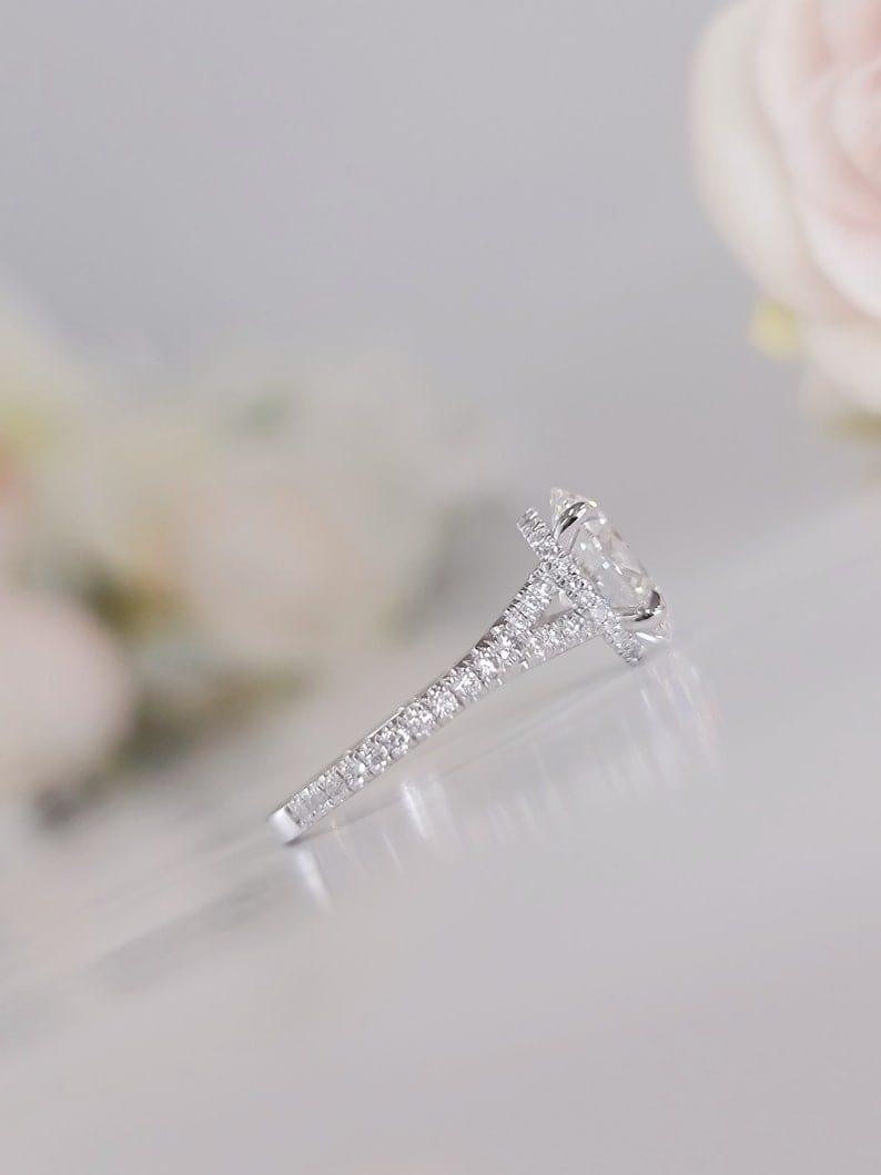 1.00Ct Oval Lab Grown Diamond Engagement Ring With Matching Bridal Set - JBR Jeweler