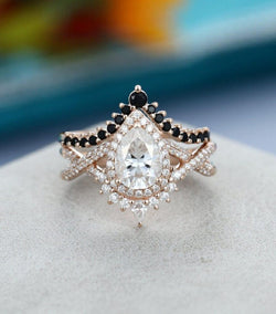 1.00Ct Pear shaped Rose gold Women Vintage Curved Band Moissanite Engagement Ring Set - JBR Jeweler