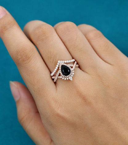 1.00CT Pear shaped Unique Rose gold Curved Band Black Moissanite engagement ring - JBR Jeweler