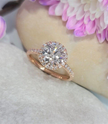 1.00Ct Round Shaped Lab Grown Diamond Halo Style Engagement Ring - JBR Jeweler