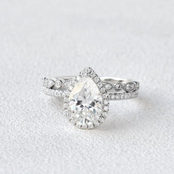 1.5CT Pear Cut Lab-Grown Diamond Halo Bridal Set Stacking Ring (2Pcs) - JBR Jeweler