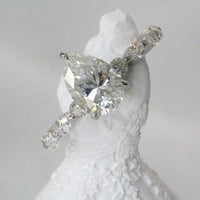 1.5Ct Pear Shaped Lab Grown-CVD Diamond Engagement Ring in Gold - JBR Jeweler