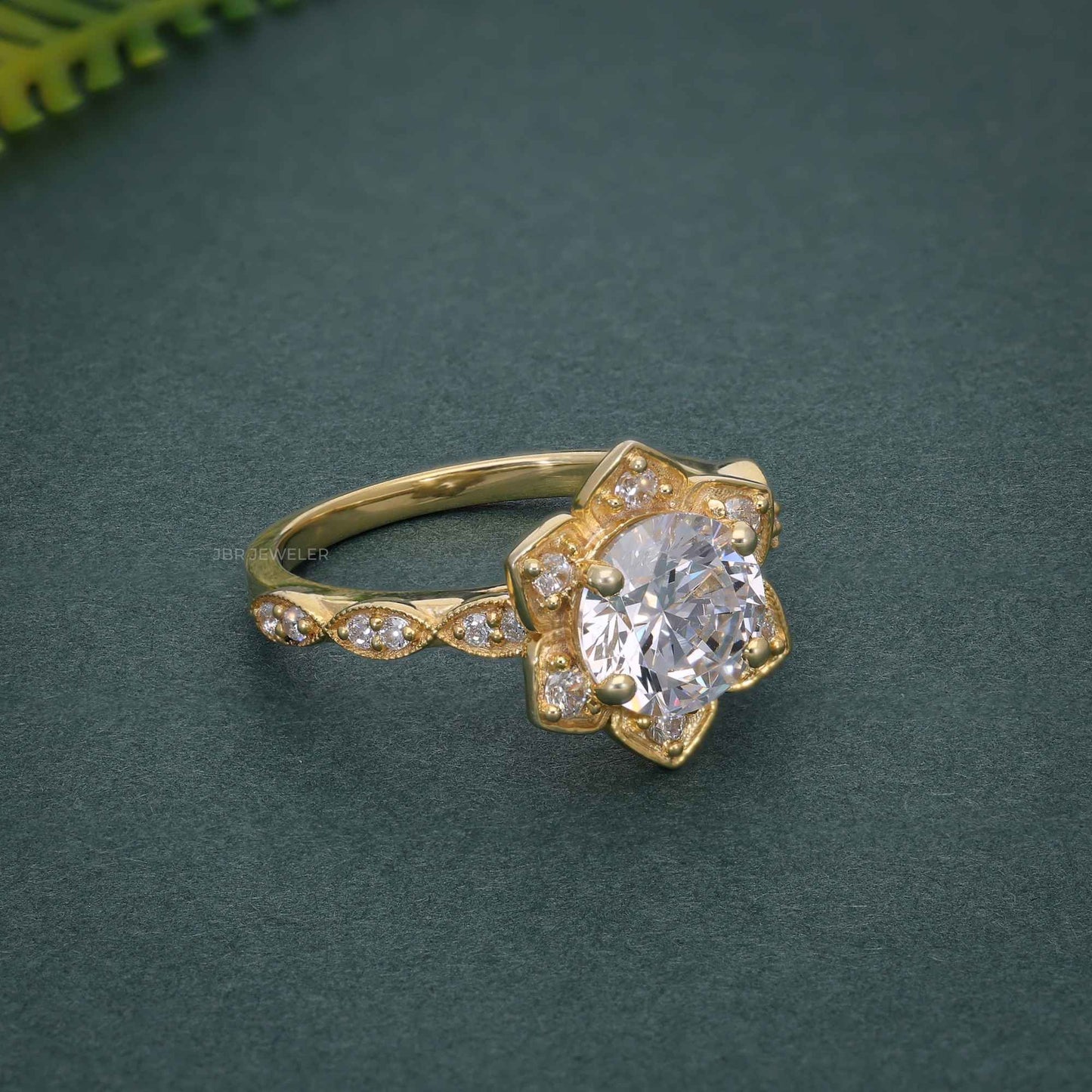 Bague de fiançailles en diamant moissanite à fleur ronde de 1,00 ct