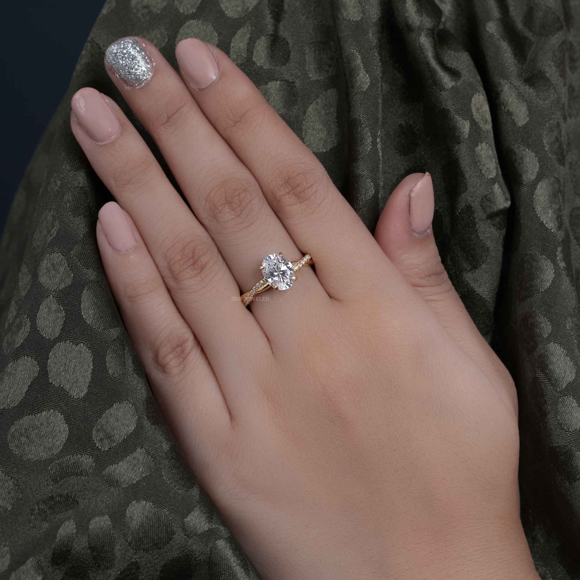 Oval Cut Rose Gold Twist Infinity Solitaire Diamond Half