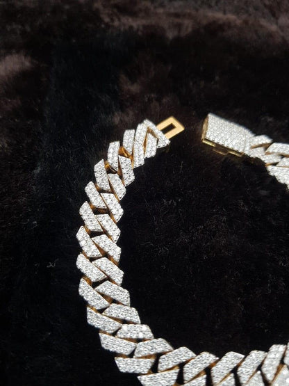 11MM Cuban link Iced out VVS Moissanite Diamond HipHop Miami Cuban link Bracelet - JBR Jeweler