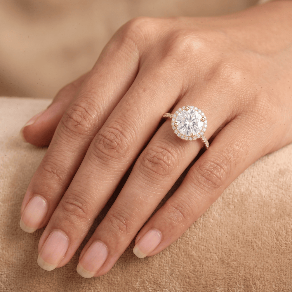 Lab grown diamond halo ring in gold band