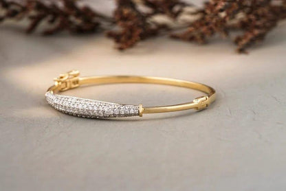 14k Gold Sleek Charming Diamond Bracelet - JBR Jeweler