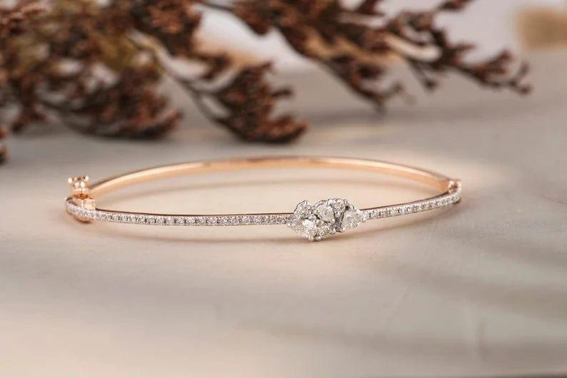 Someone is looking out for this alluring #bangle! 