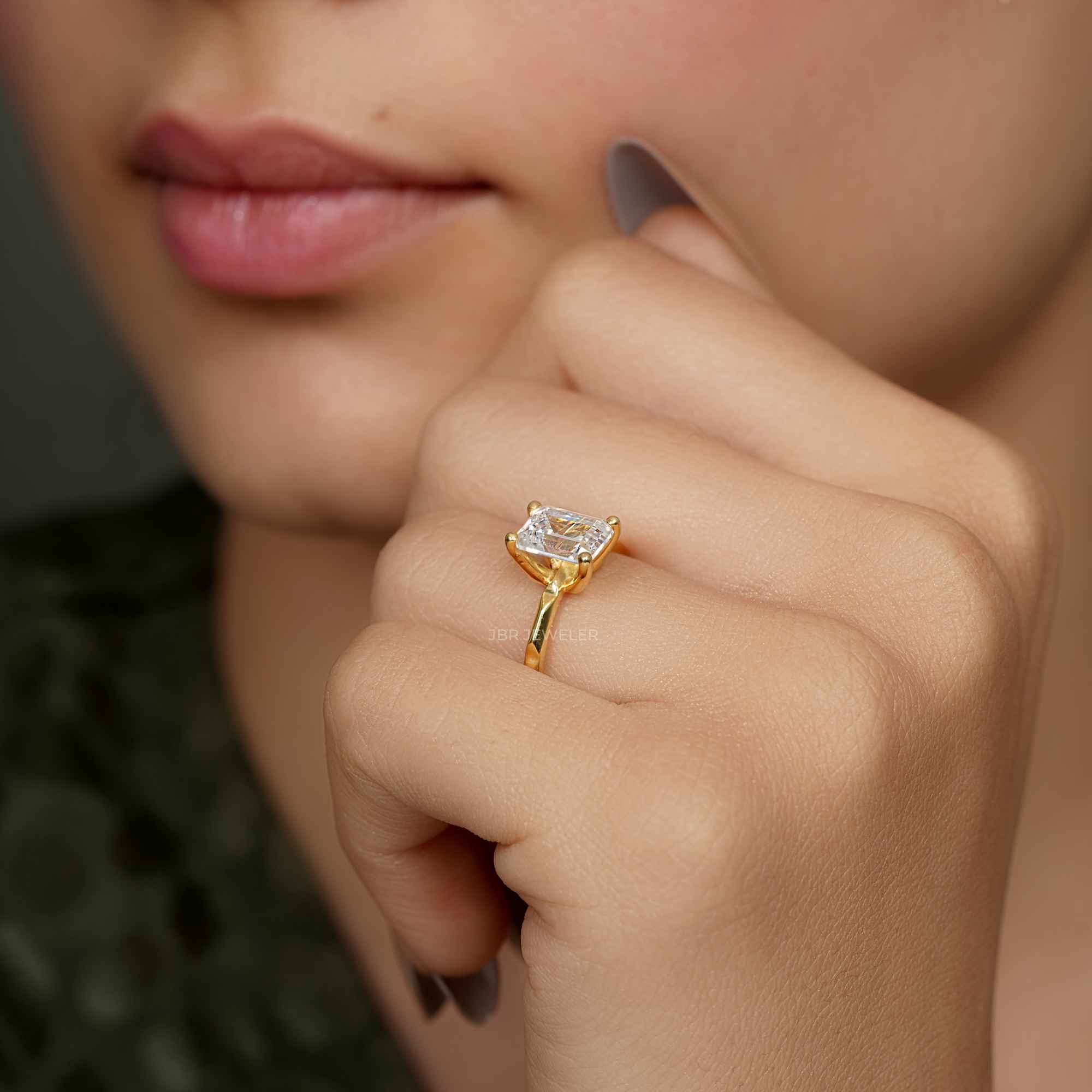 Squared edges Emerald Moissanite Diamond Solitaire Ring - JBR Jeweler