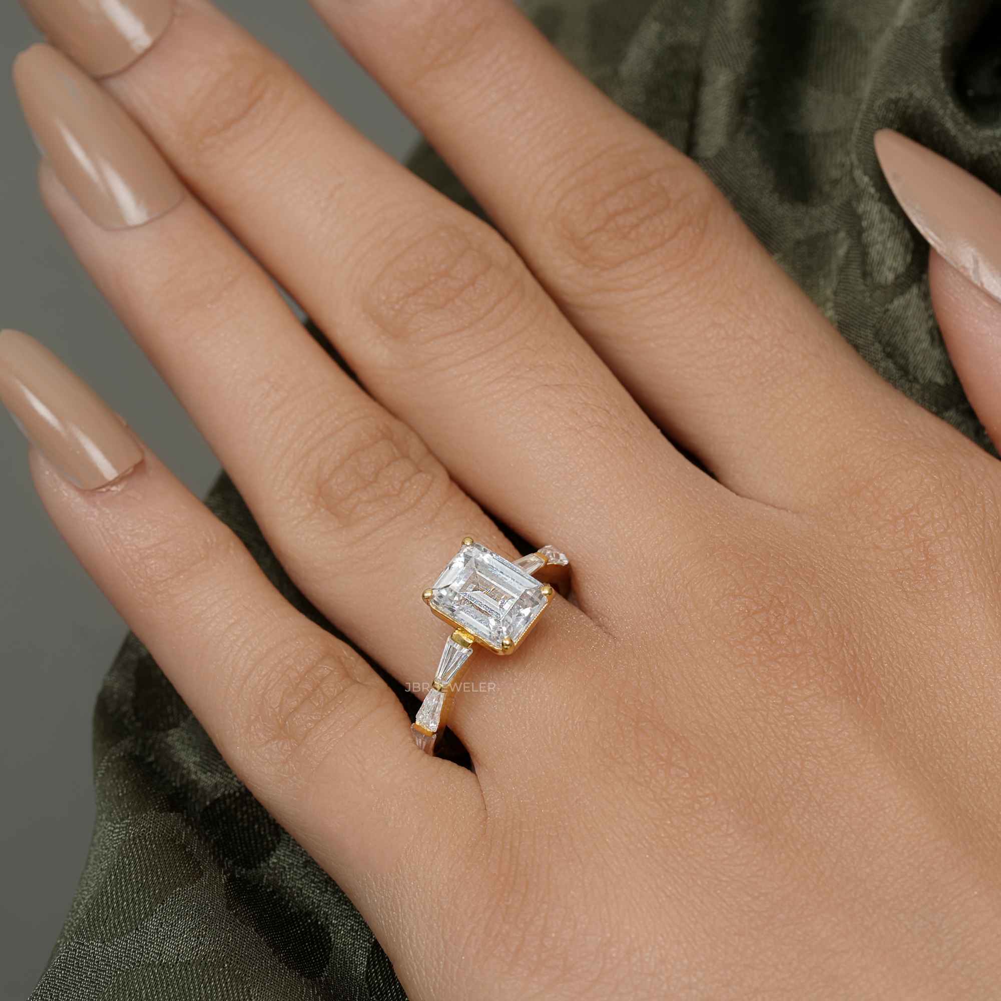 Emerald Moissanite Engagement Ring with Side Stone Baguette - JBR Jeweler