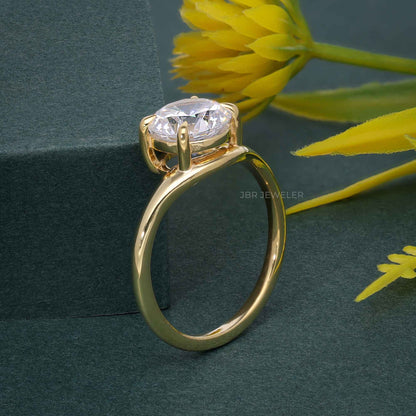 Bague de fiançailles en diamant cultivé en laboratoire, taille ronde incurvée