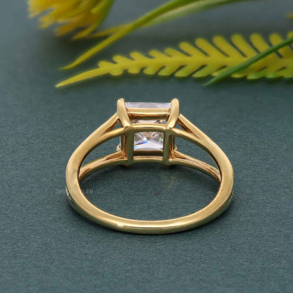 Bague solitaire à diamants cultivés en laboratoire, taille princesse, tige fendue