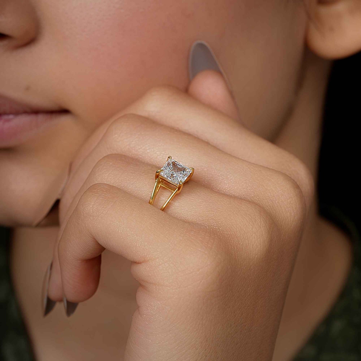 Bague solitaire à diamants cultivés en laboratoire, taille princesse, tige fendue