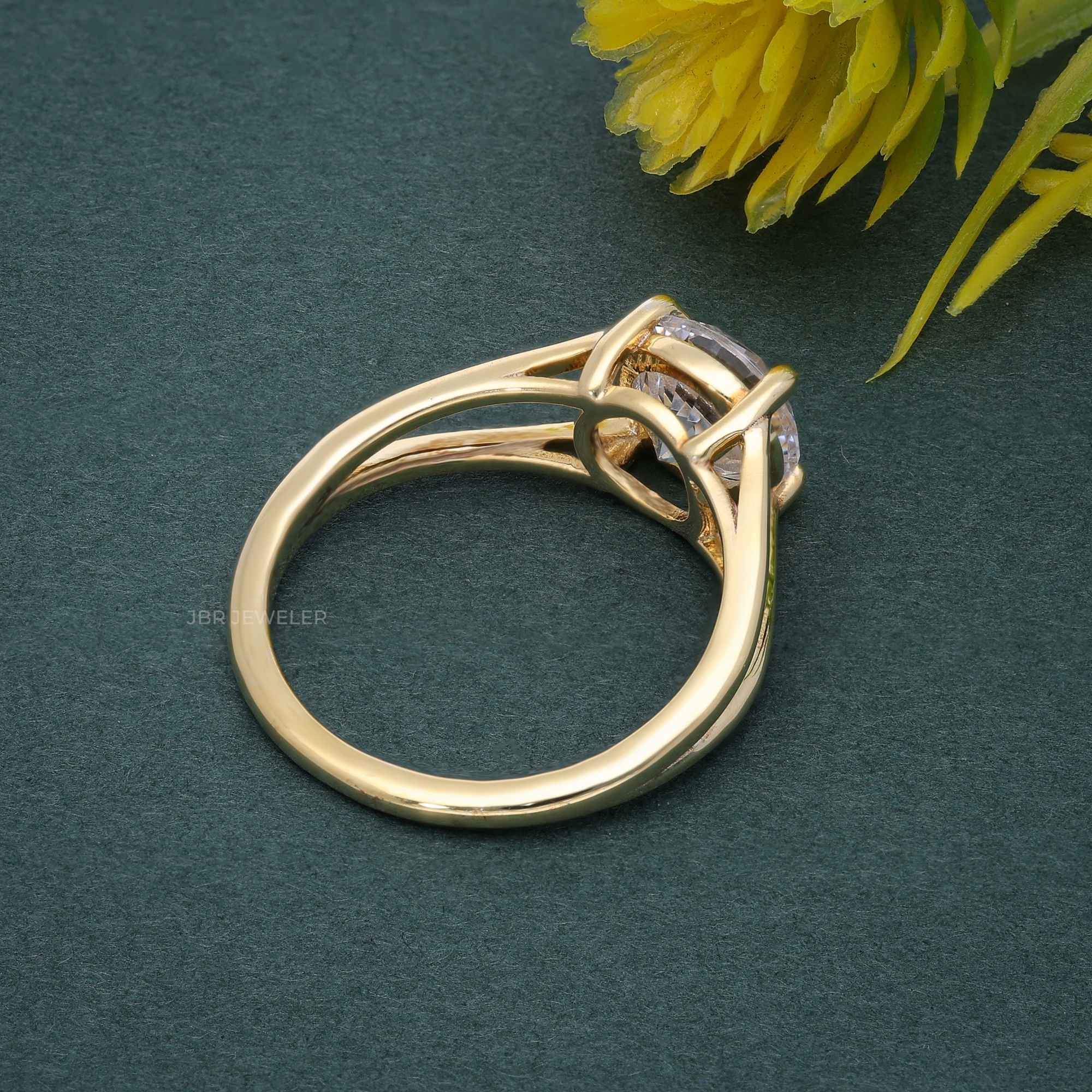 Split Band Round Cut Moissanite Diamond Solitaire Ring - JBR Jeweler