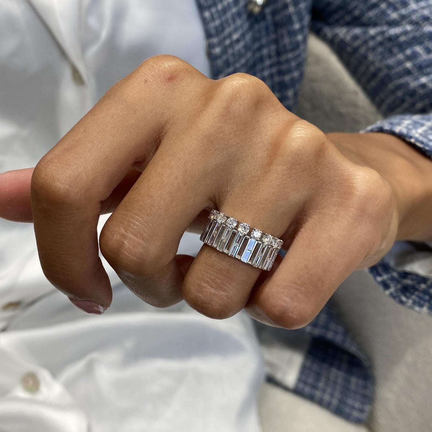 1,00 Karat Asscher-Verlobungsring mit im Labor gezüchtetem Diamanten und Marquise-Akzent