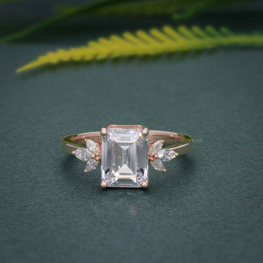 1.5 CT Emerald Vintage Ring 14kt Gold