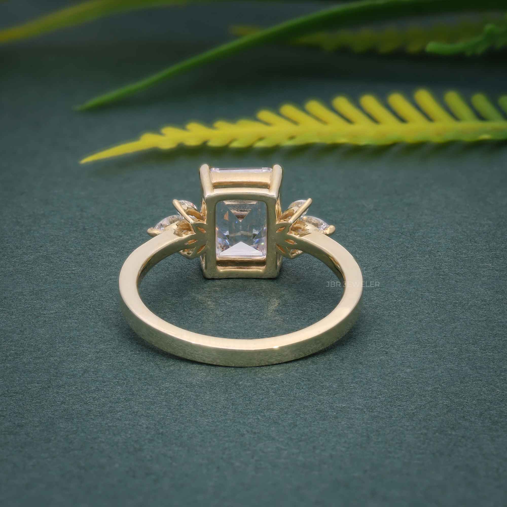 Vintage Lab Grown Emerald Ring 1.5 CT