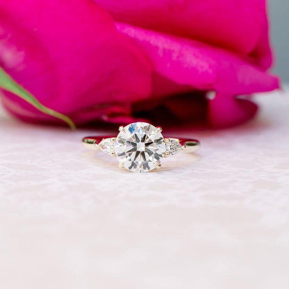 1CT Round Cut Lab Grown Diamond Three Stone Trellis Engagement Ring - JBR Jeweler