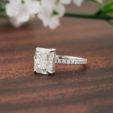 2.0CT Radiant Cut Diamond Solitaire Edge Moissanite Engagement Ring - JBR Jeweler
