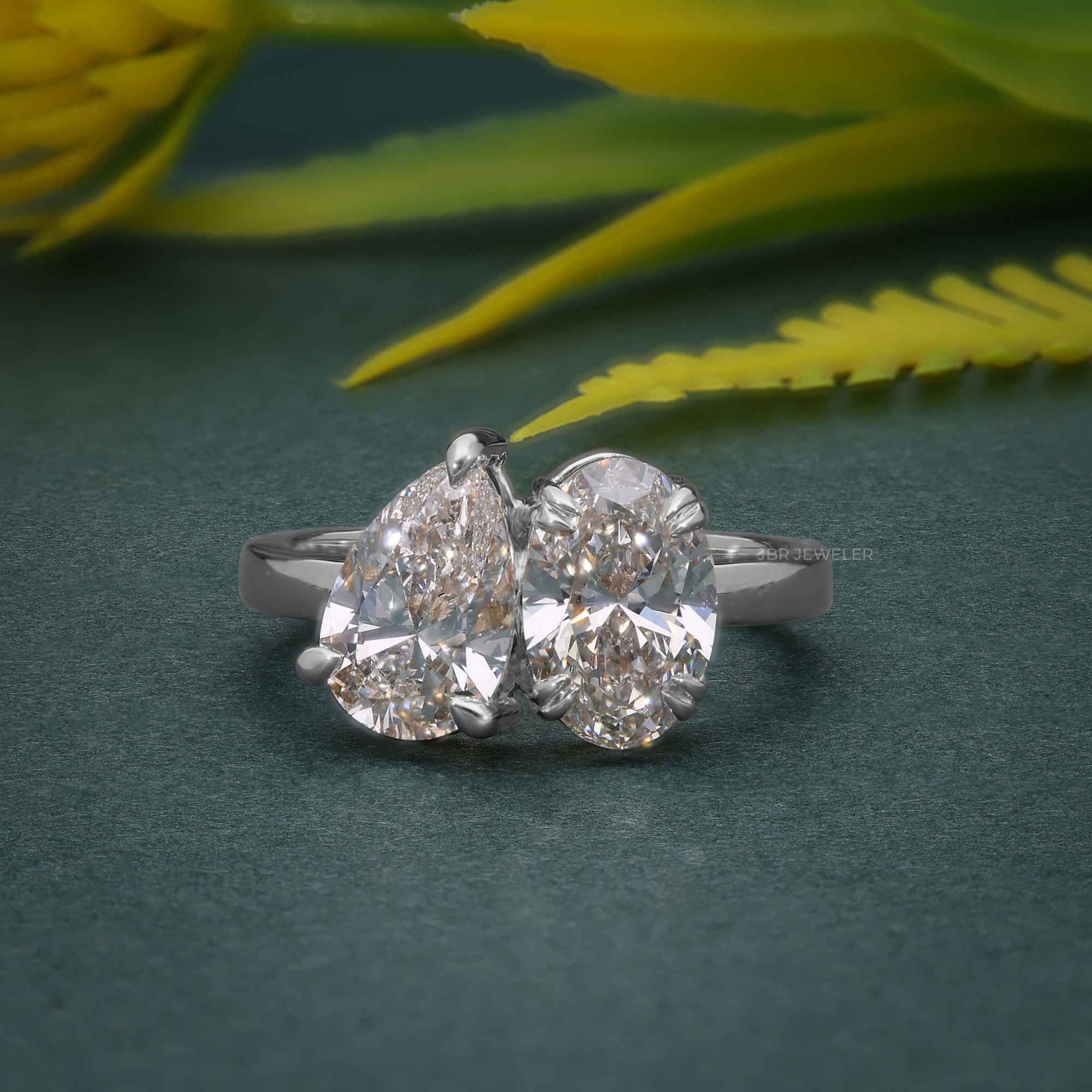 Sparkling 2.00 CT Toi et Moi Ring with Lab Diamonds