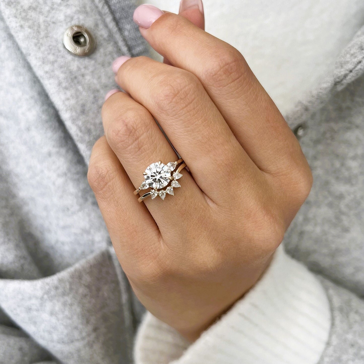 Bague de fiançailles avec accent marquise et diamant cultivé en laboratoire Asscher de 1,00 ct