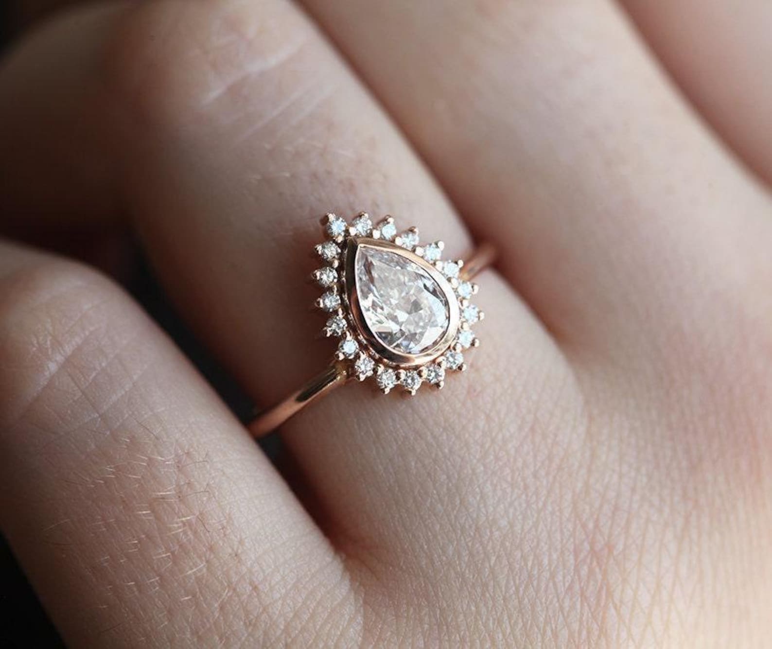 Unique 2 CT Teardrop Diamond Bridal Ring Set