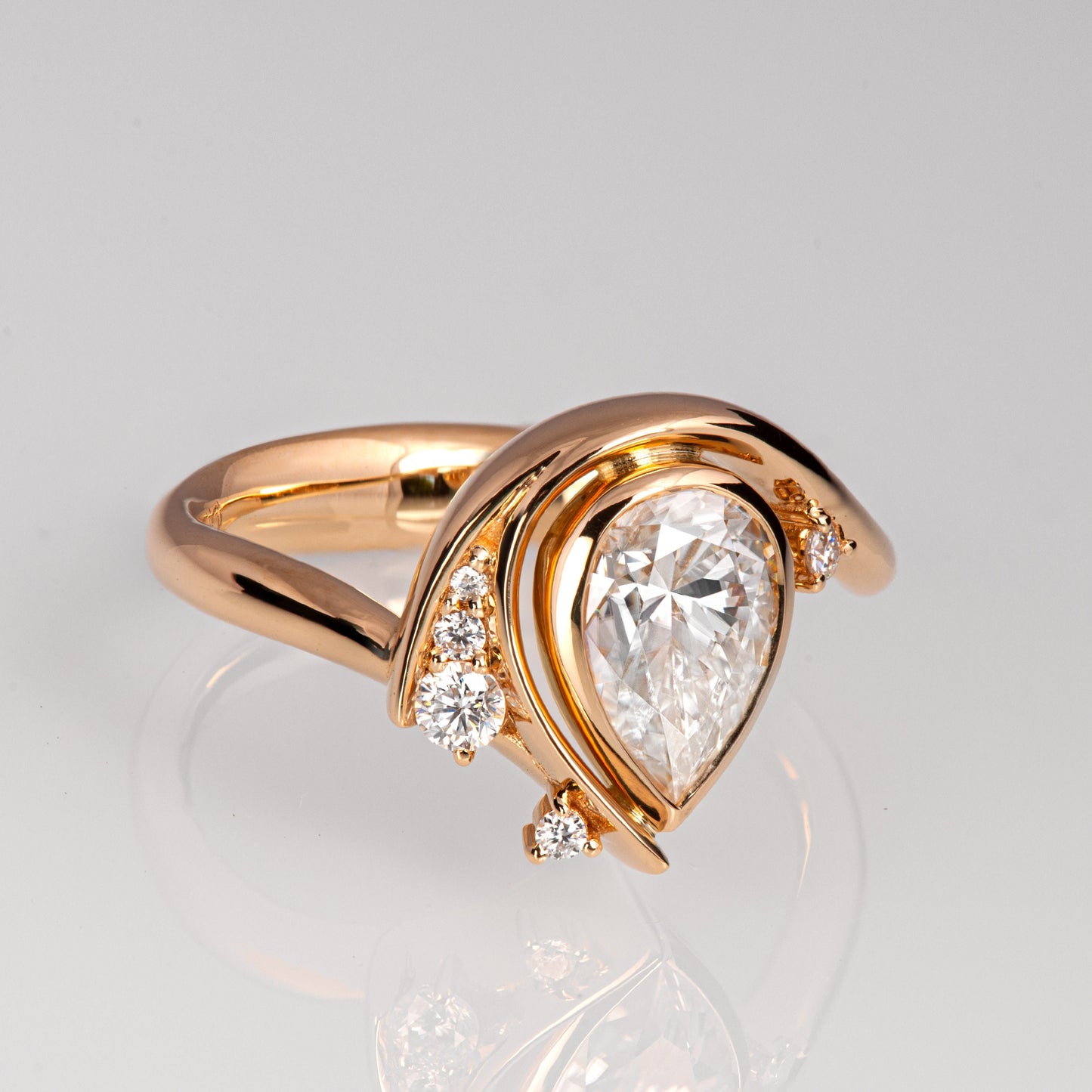 3 CT Pear Cut Lab-Grown Diamond Twisting Vines Engagement Ring with 14K Gold Halo Unique & Elegant Design