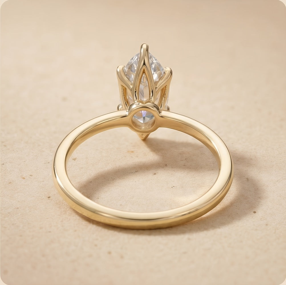 IGI certified 3 ct marquise diamond ring top view