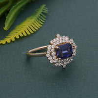 Bague de fiançailles antique en saphir bleu royal avec halo de diamants et saphir