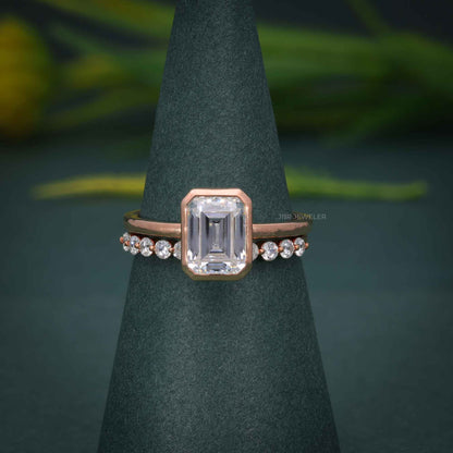 Bezel Emerald Cut Lab Grown Diamond Bridal Ring Sets With Eternity Band