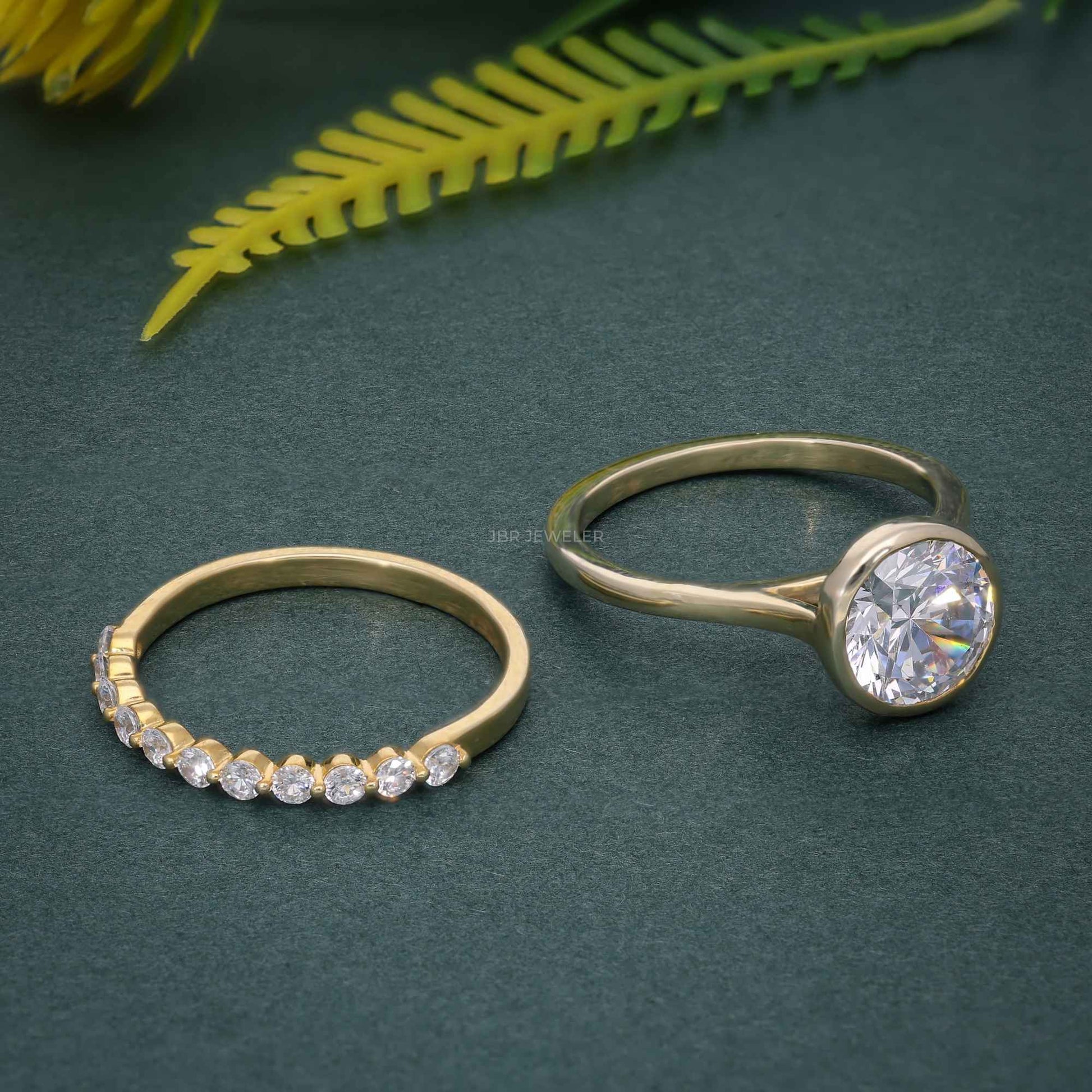 Ensembles de bagues de fiançailles en diamant Moissanite taille ronde avec bande empilable