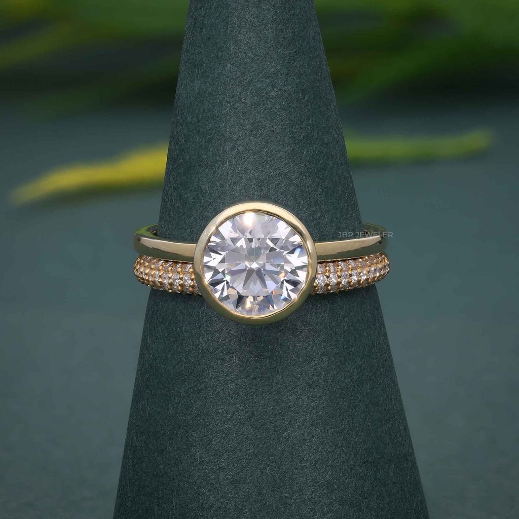 Bezel Set Round Cut Moissanite Diamond Solitaire Ring Bridal Set - JBR Jeweler