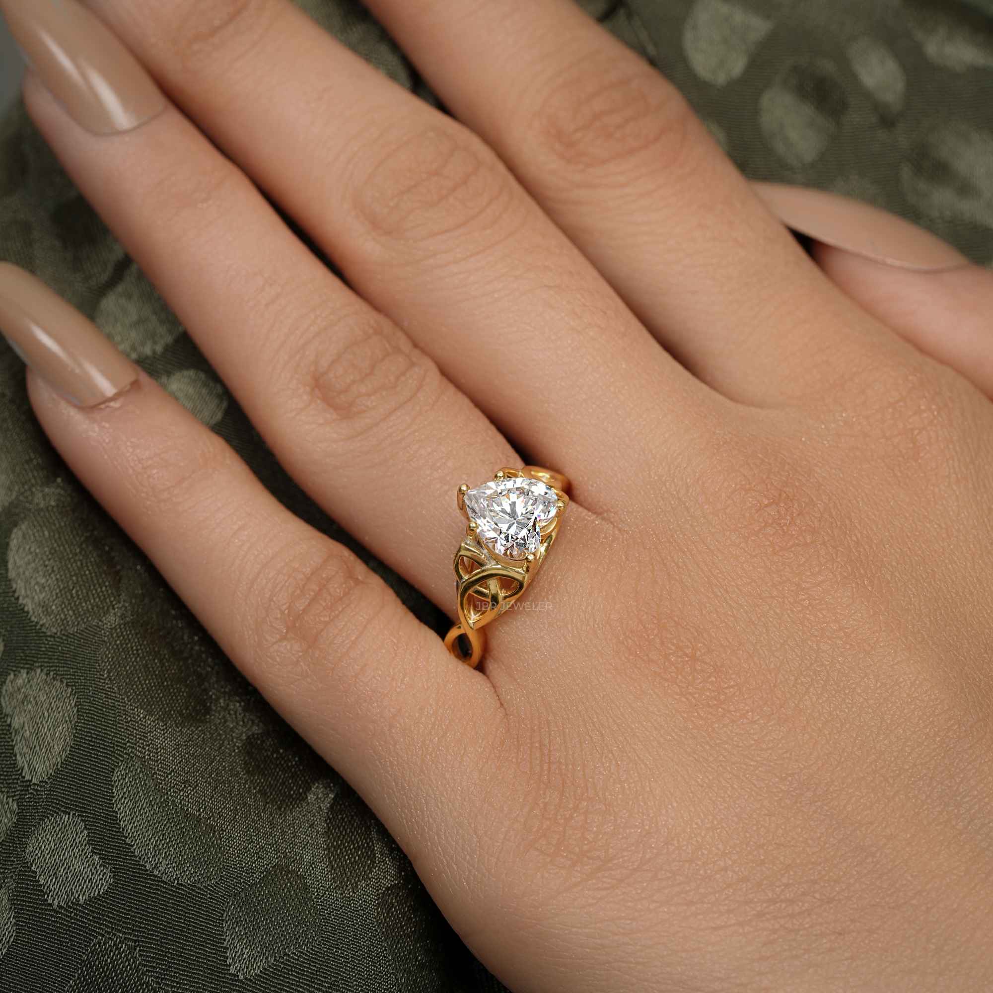 Celtic Heart Moissanite Diamond Engagement Ring - JBR Jeweler
