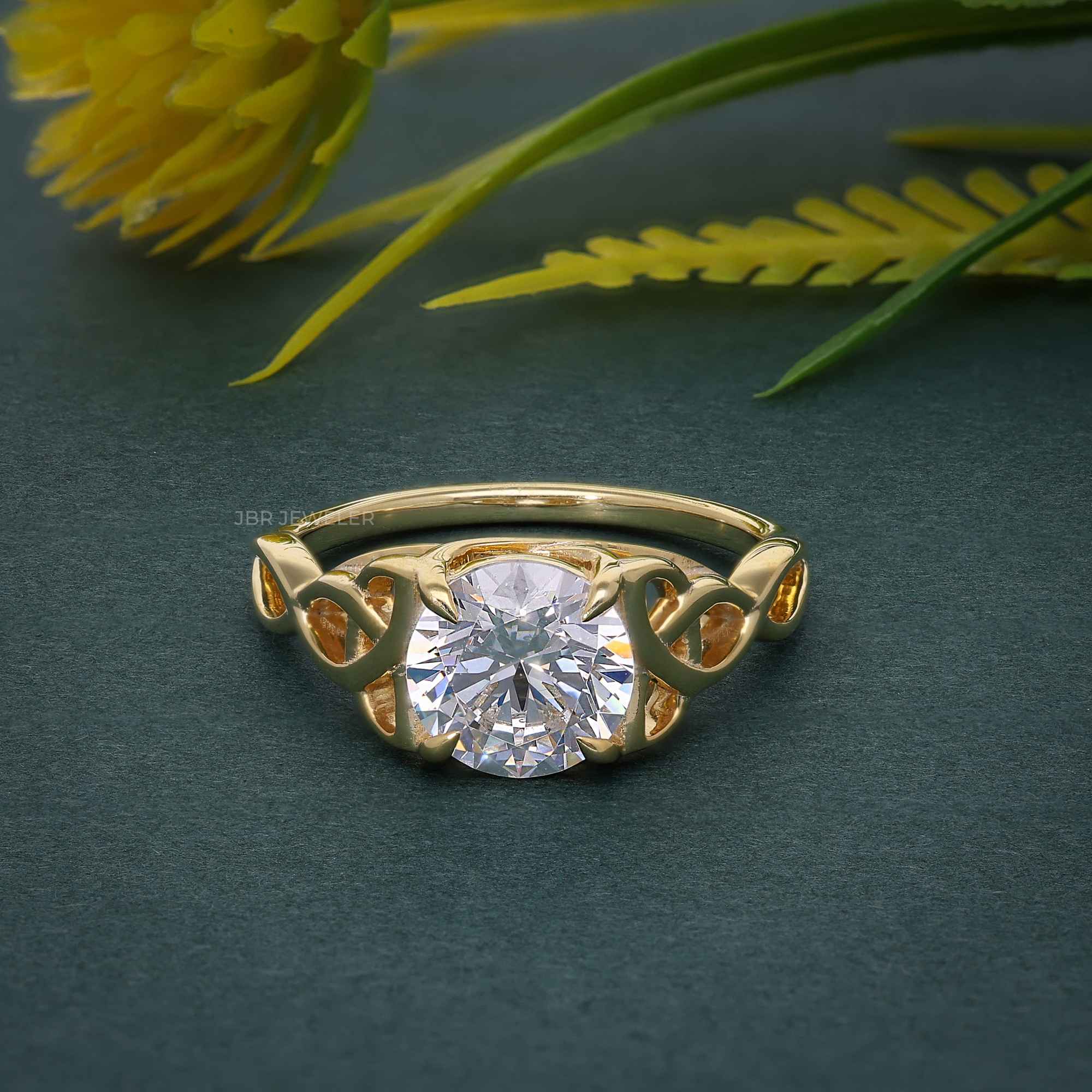 Entwined Celtic Round Cut Lab Grown Diamond Engagement Ring