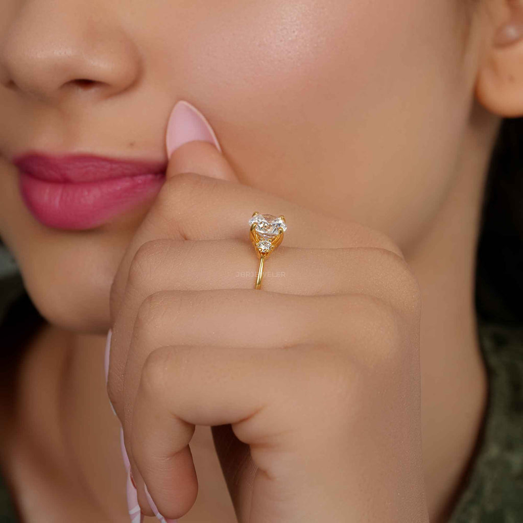 Classic Three Stone Round Cut Moissanite Engagement Ring - JBR Jeweler