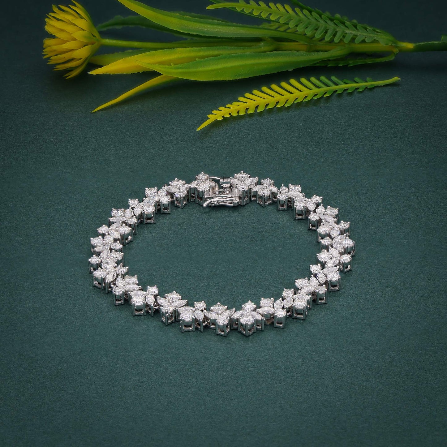 Cluster Marquise & Round Diamonds A Floral 14k Gold Bracelet