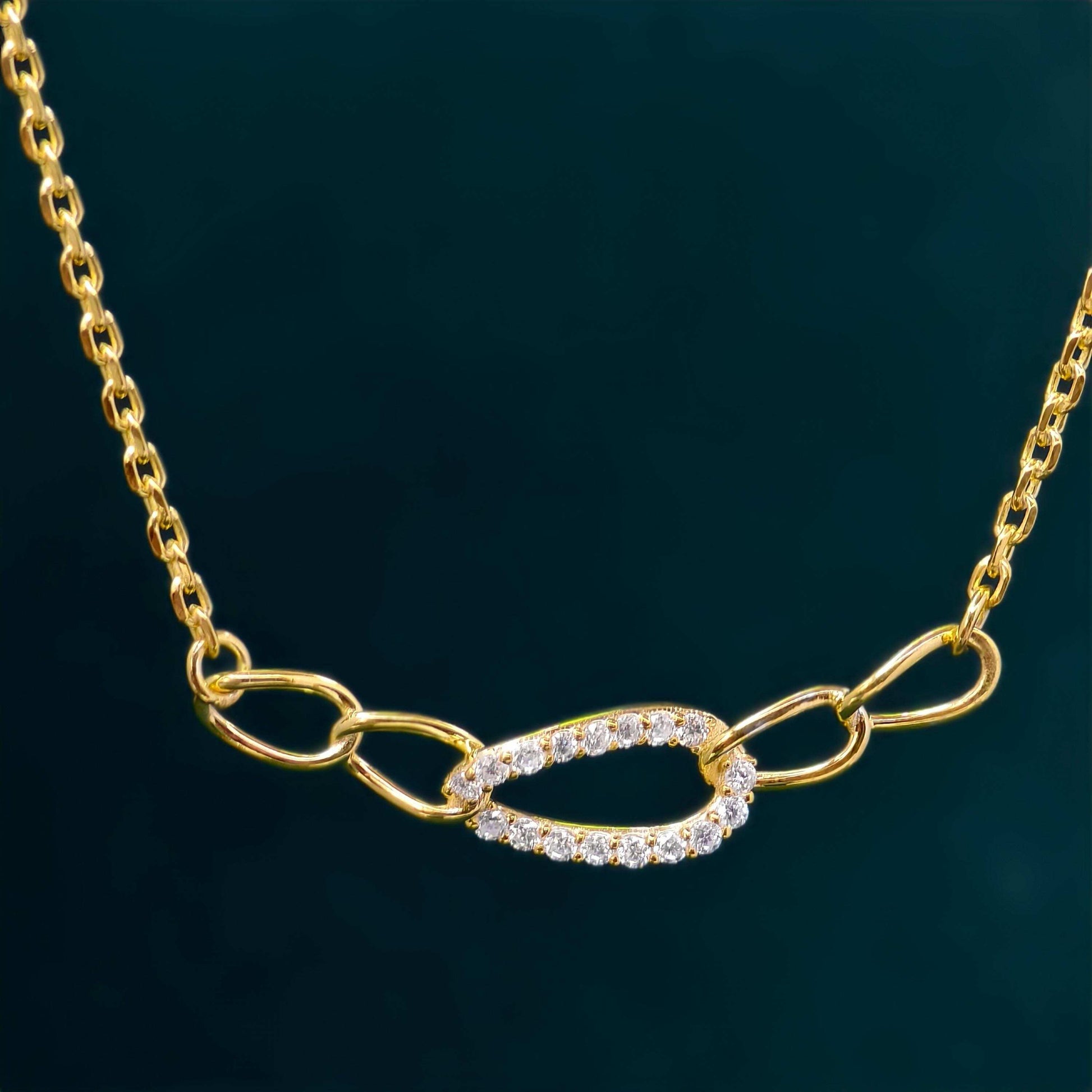 Curb Diamond Pave Set Link Unique Necklace for Women