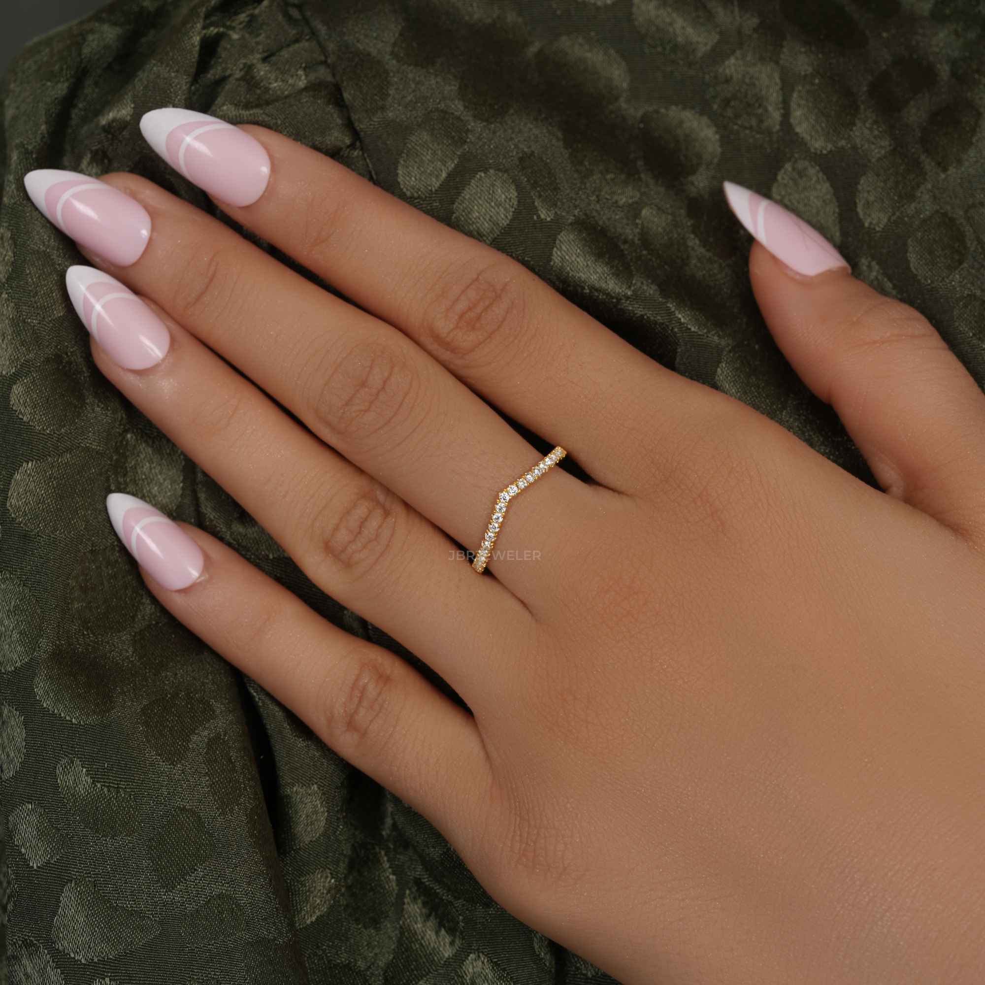 Curved Moissanite Diamond Wedding Band - JBR Jeweler