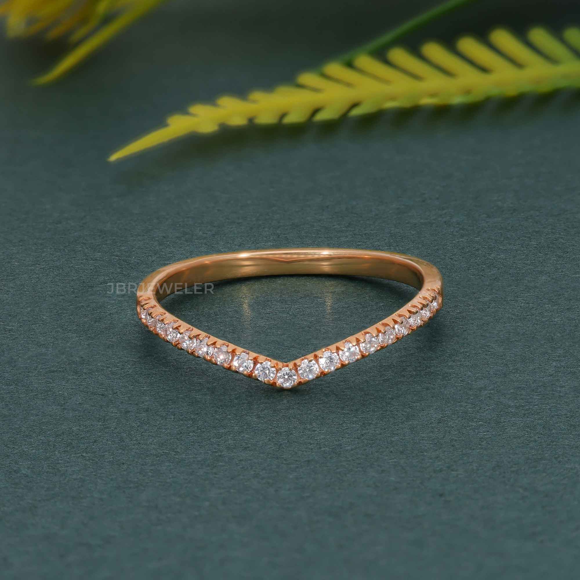 Curved Moissanite Diamond Wedding Band - JBR Jeweler