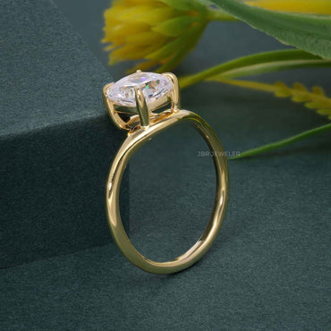 Bague de fiançailles en diamant cultivé en laboratoire, taille coussin incurvée