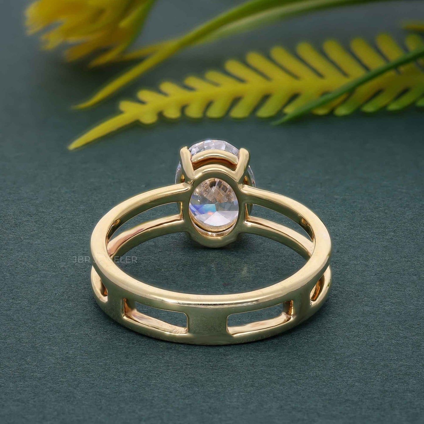 Bague de fiançailles ovale à double bande et diamants cultivés en laboratoire