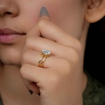 Bague de fiançailles ovale à double bande et diamants cultivés en laboratoire