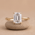 14K gold emerald moissanite wedding ring front view