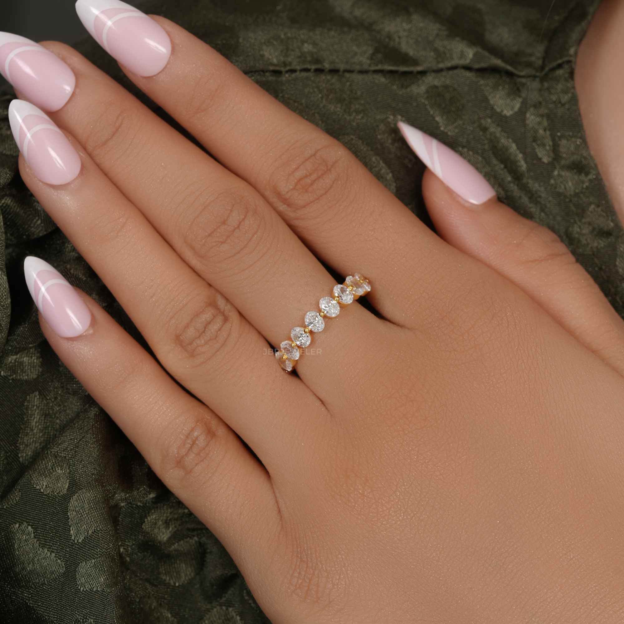 Floating Oval Cut Moissanite Diamond Wedding Ring - JBR Jeweler