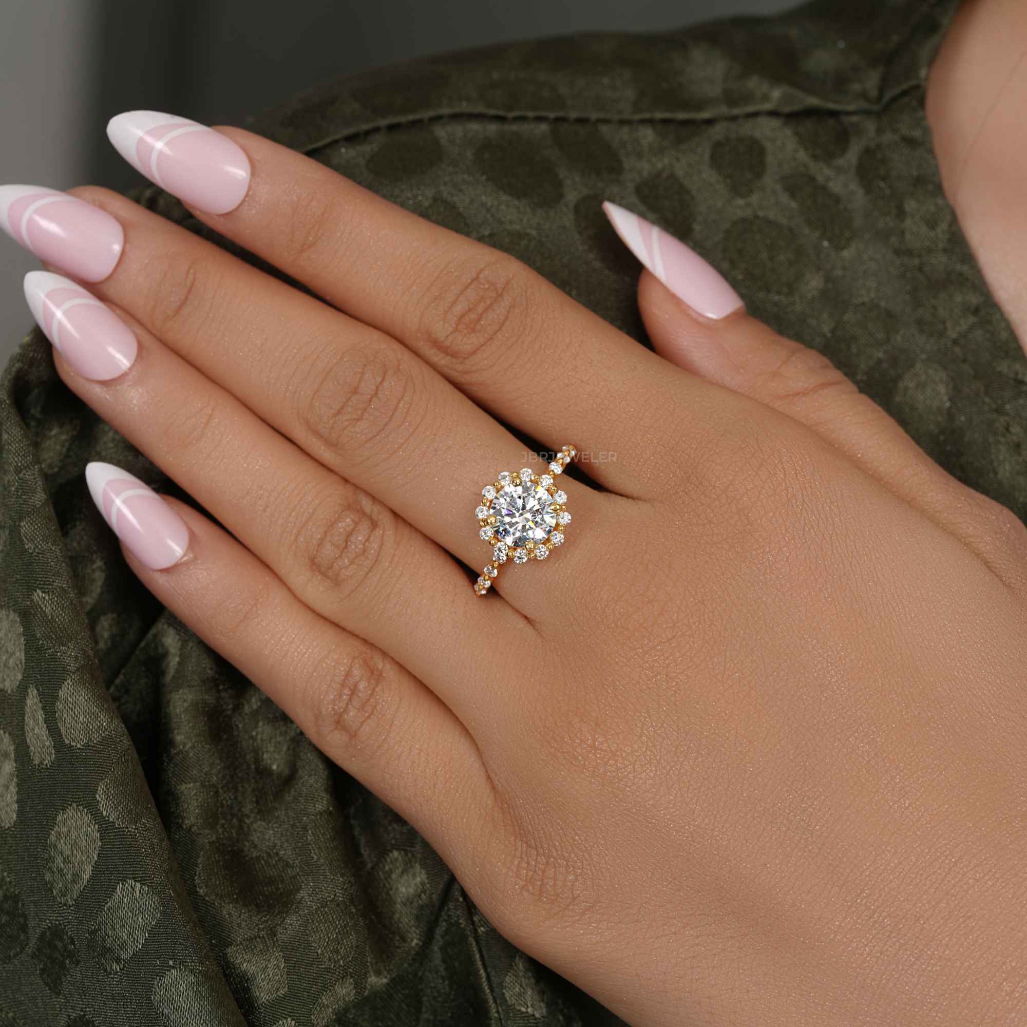 Floating Shared Prong Round Lab Grown Diamond Halo Ring - JBR Jeweler