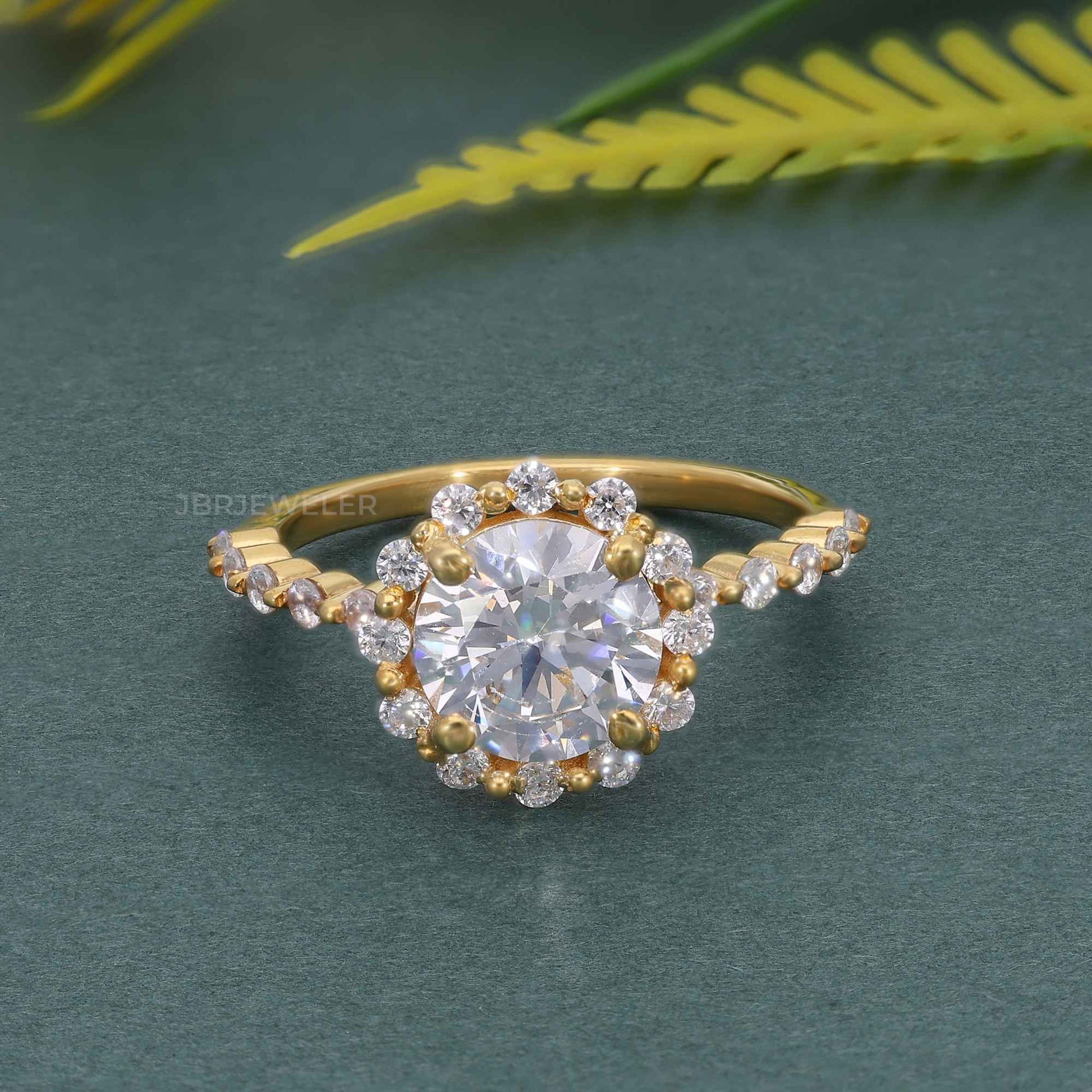 Floating Shared Prong Round Lab Grown Diamond Halo Ring