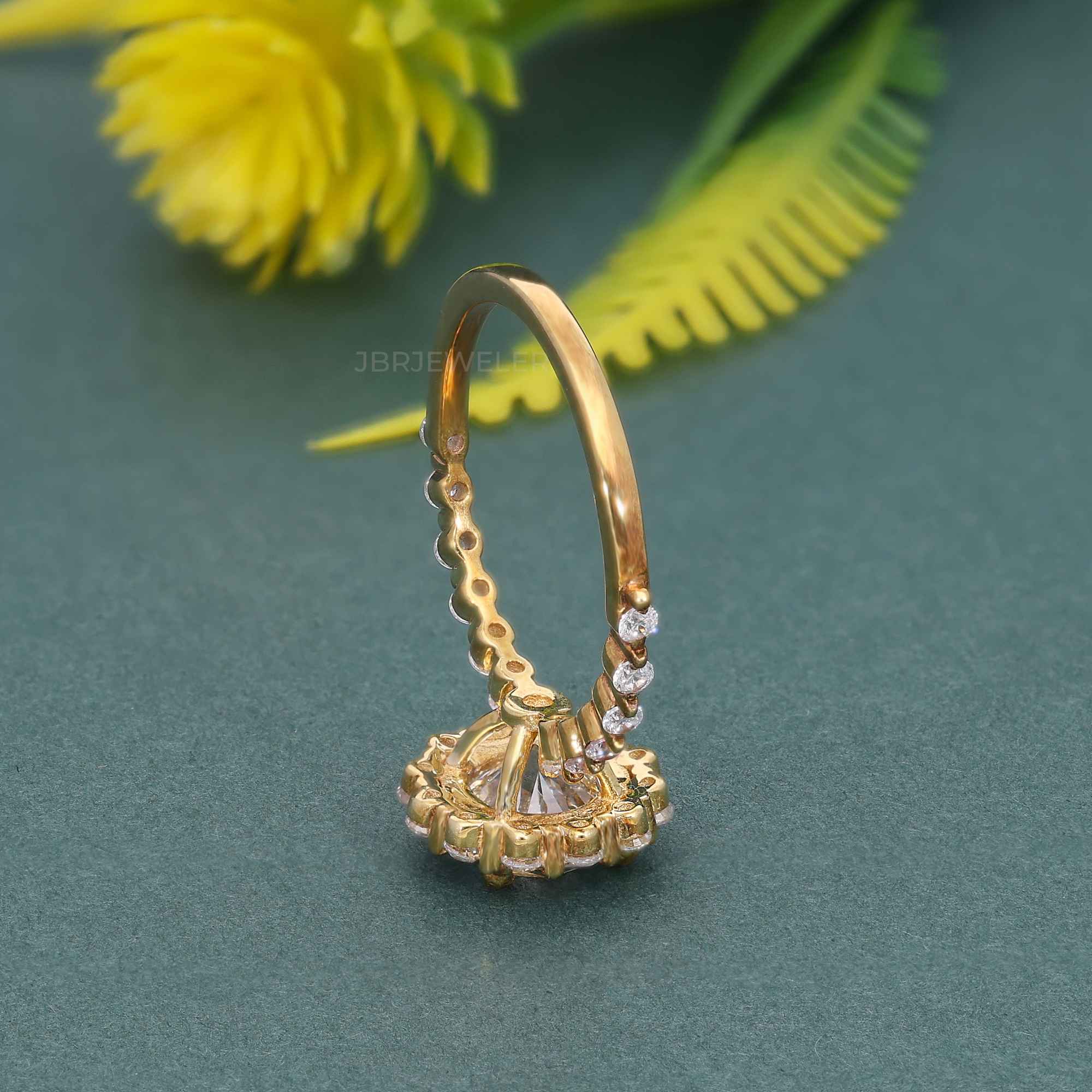 Floating Shared Prong Round Lab Grown Diamond Halo Ring - JBR Jeweler