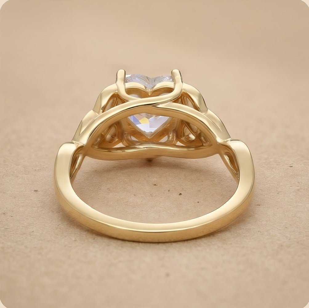 14K gold Celtic dragon heart diamond ring top view